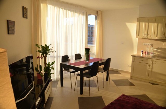 Kiadó téglalakás, albérlet, XI. kerületben, Fehérvári úton