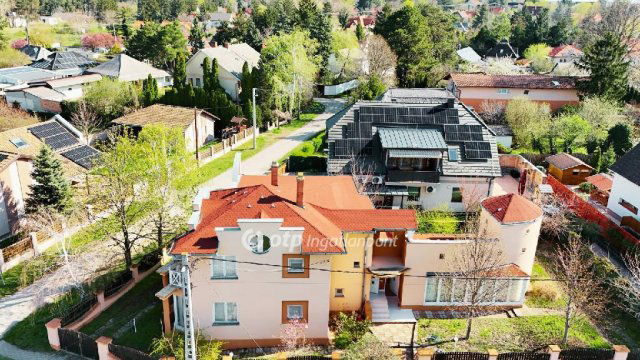 Eladó családi ház, Siófokon 189 M Ft, 8 szobás