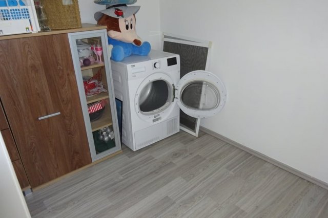 Eladó családi ház, Székesfehérvárott 97 M Ft, 5 szobás