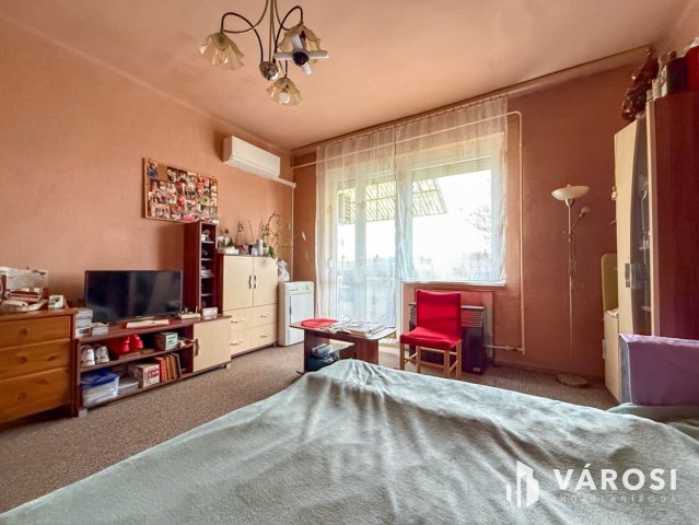 Eladó téglalakás, Salgótarjánban 13.9 M Ft, 1 szobás