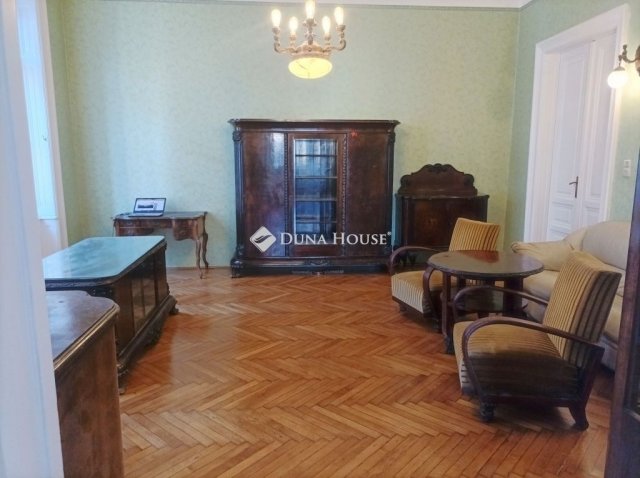 Eladó téglalakás, Budapesten, VIII. kerületben 125 M Ft