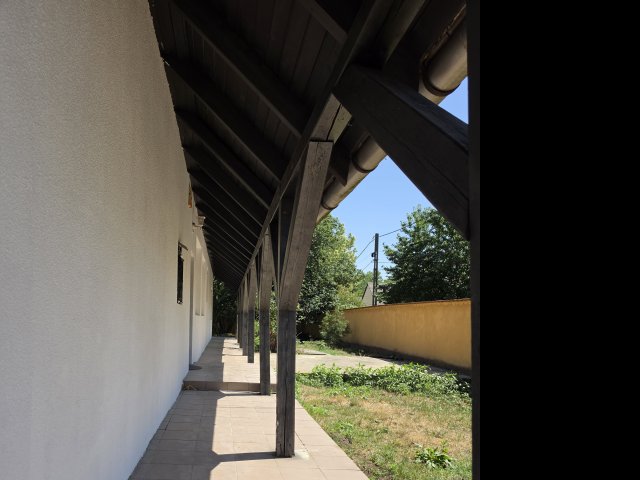 Eladó családi ház, Baracskán 64.5 M Ft, 4 szobás