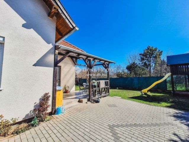 Eladó ikerház, Gyömrőn 94.9 M Ft, 4 szobás