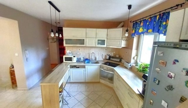 Eladó családi ház, Debrecenben 89.9 M Ft, 4 szobás