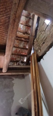 Eladó családi ház, Egerváron 10.5 M Ft, 1 szobás