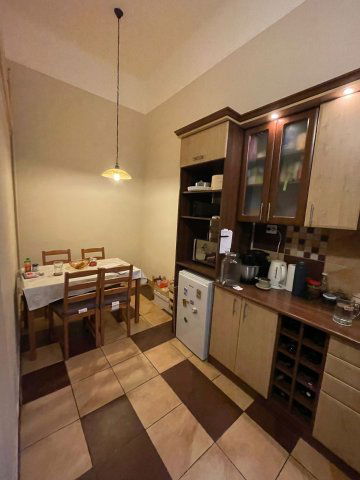 Eladó téglalakás, Budapesten, VIII. kerületben, József körúton