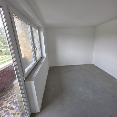 Eladó családi ház, Egerváron 49.9 M Ft, 4+1 szobás