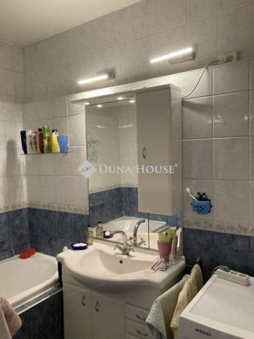 Eladó téglalakás, Debrecenben 84.9 M Ft, 4 szobás