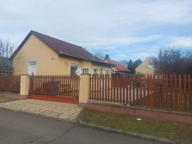Eladó családi ház, Kozármislenyen, Gárdonyi Géza utcában