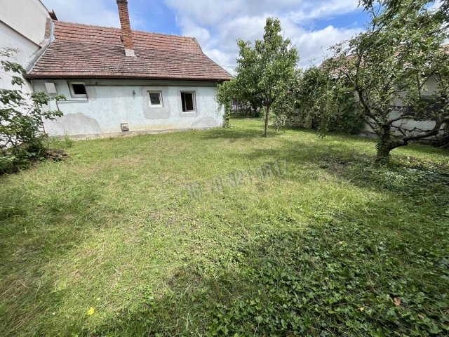 Eladó családi ház, Gödöllőn 64.9 M Ft, 2 szobás
