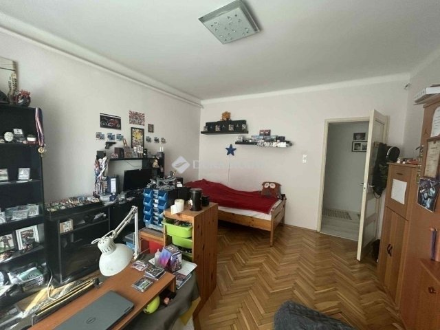 Eladó családi ház, Vecsésen 109 M Ft, 3 szobás