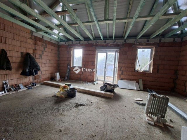 Eladó családi ház, Sülysápon 69.9 M Ft, 4 szobás