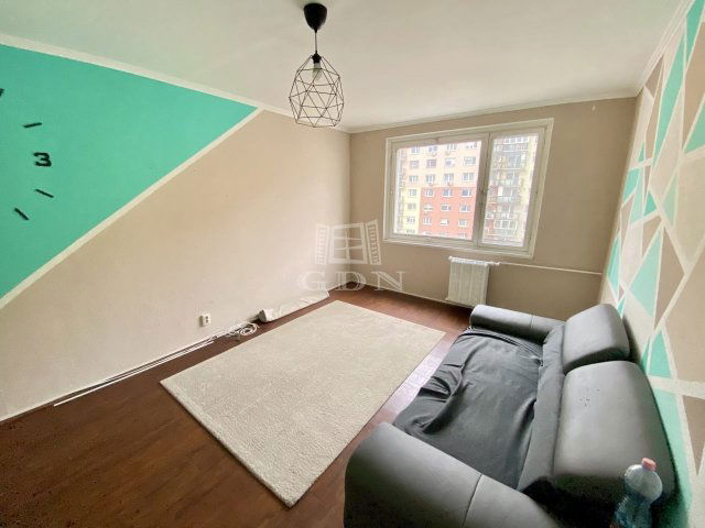 Eladó panellakás, Budapesten, XV. kerületben 56 M Ft, 2 szobás