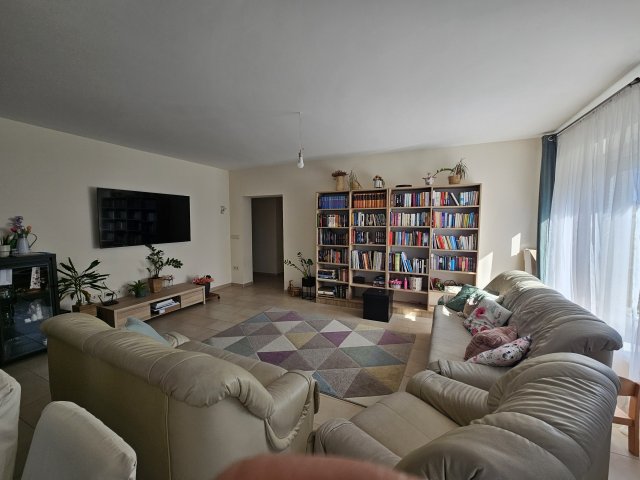 Eladó családi ház, Pápán 110 M Ft / költözzbe.hu