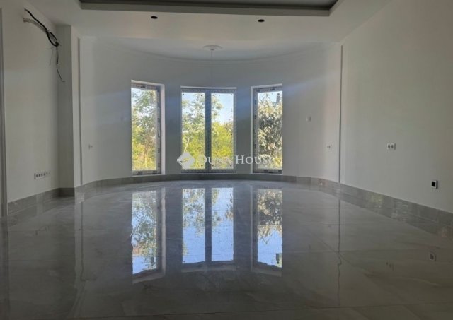 Eladó családi ház, Budapesten, XI. kerületben 1400 M Ft