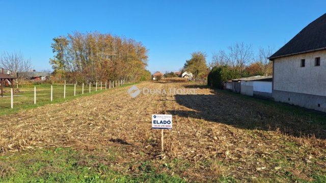Eladó telek, Tenken 3.2 M Ft / költözzbe.hu