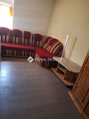 Eladó családi ház, Baracskán 57.9 M Ft, 4 szobás