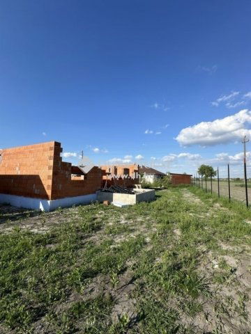 Eladó ikerház, Délegyházán 89.5 M Ft, 4 szobás