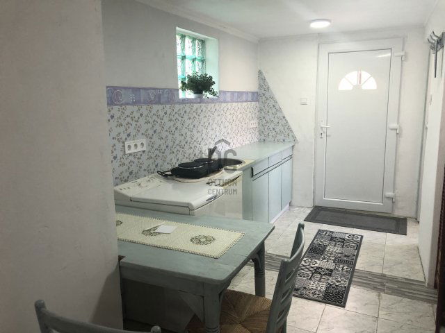 Kiadó családi ház, albérlet, Nagykőrösön 70 E Ft / hó