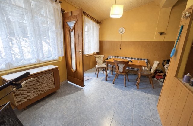 Eladó családi ház, Dunavecsén 28 M Ft, 2 szobás
