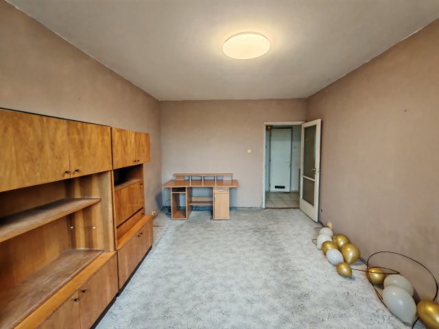 Eladó panellakás, Szegeden, Tabán utcában 49 M Ft, 3 szobás