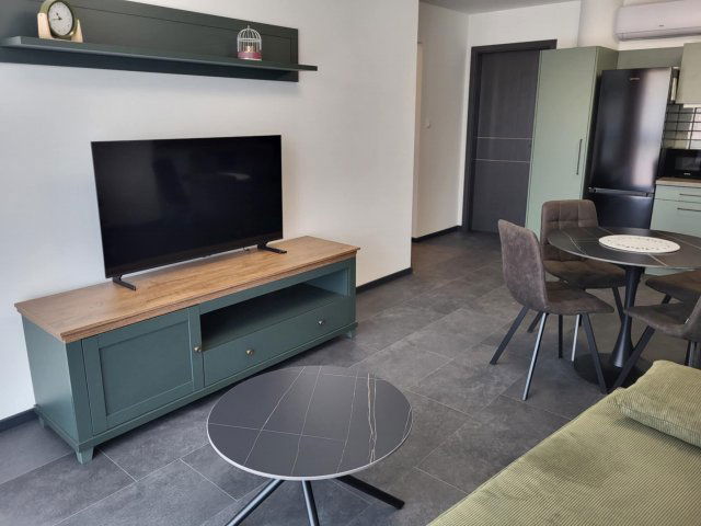 Kiadó téglalakás, albérlet, Pécsett, Rákóczi úton