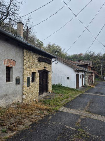 Eladó családi ház, Mogyoródon 24 M Ft, 2+1 szobás