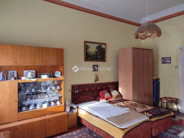 Eladó téglalakás, Mosonmagyaróváron 31.5 M Ft, 2 szobás