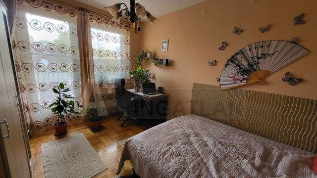 Eladó téglalakás, Szegeden 71.5 M Ft, 3 szobás