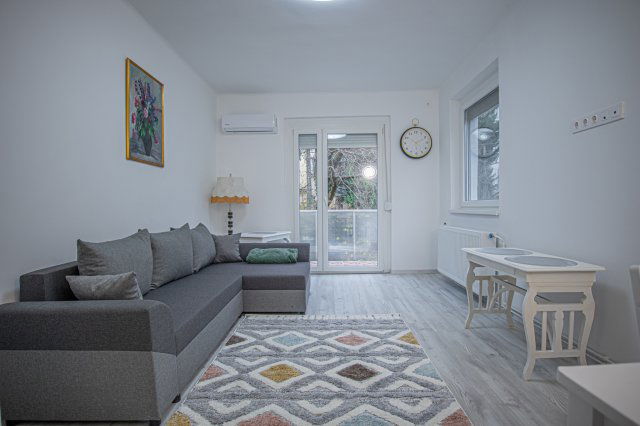 Kiadó téglalakás, albérlet, XI. kerületben, Otthon utcában