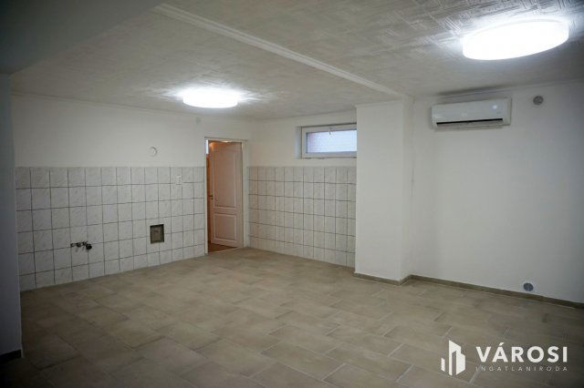 Eladó családi ház, Örkényen 41.9 M Ft, 3 szobás