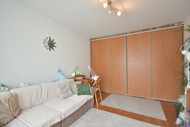 Eladó panellakás, Budapesten, XXI. kerületben 42.9 M Ft