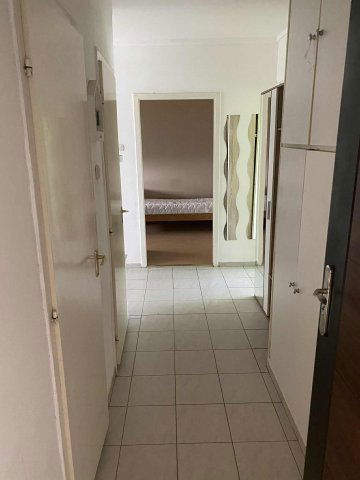 Eladó panellakás, Kecskeméten 42.9 M Ft, 2 szobás