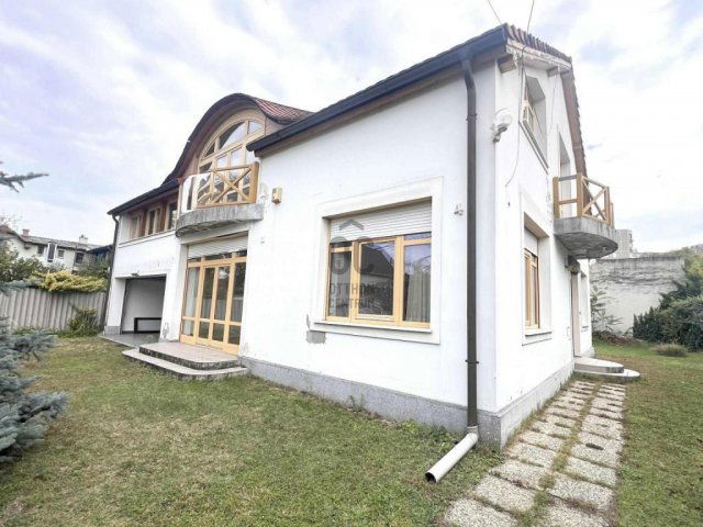 Eladó családi ház, Budapesten, XVIII. kerületben 170 M Ft