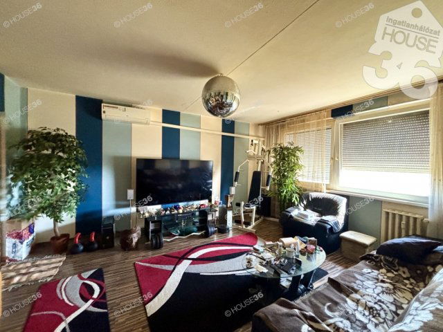 Eladó panellakás, Kiskunfélegyházán 29.9 M Ft, 2 szobás