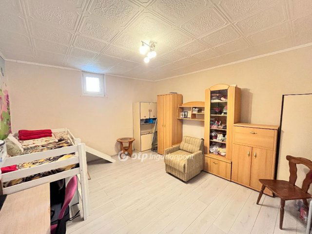 Eladó családi ház, Mezőkövesden 42 M Ft, 3 szobás