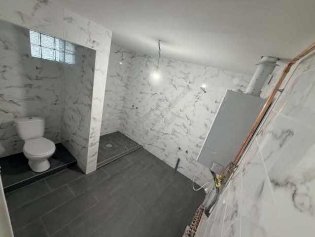 Eladó családi ház, Földeákon 32.9 M Ft, 1+2 szobás