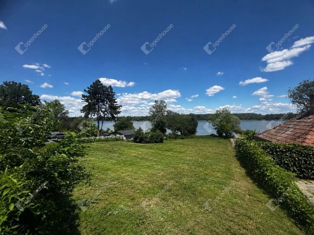 Eladó telek, Kulcson 80 M Ft / költözzbe.hu