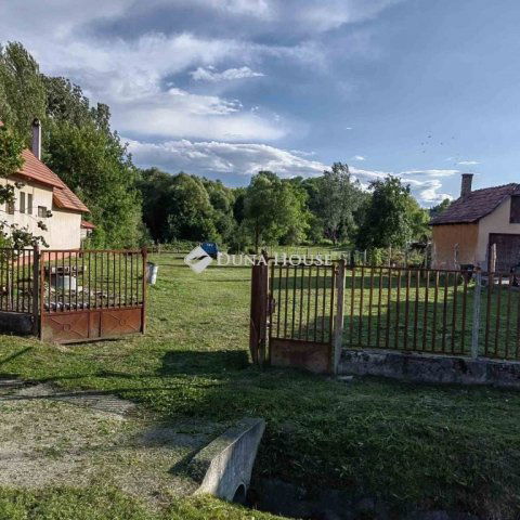 Eladó telek, Bakonycsernyén 13.9 M Ft / költözzbe.hu