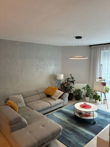 Eladó téglalakás, Győrött 99 M Ft, 3 szobás