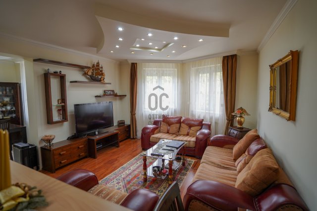 Eladó téglalakás, Szolnokon 72 M Ft, 3 szobás