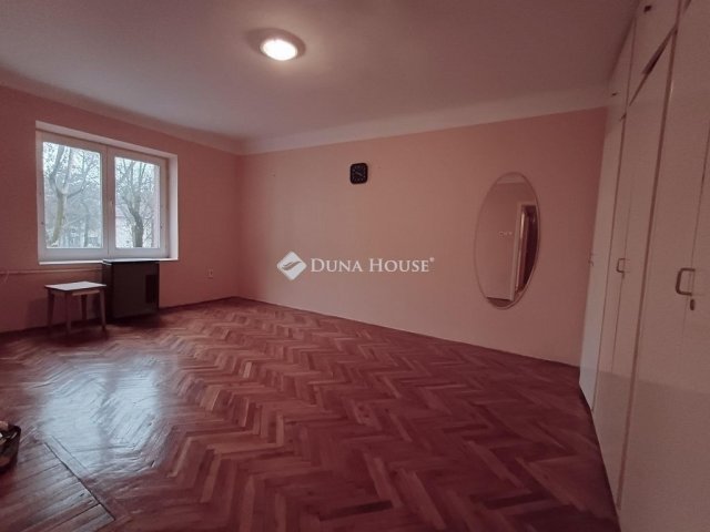 Eladó téglalakás, Budapesten, X. kerületben 43.5 M Ft, 1 szobás