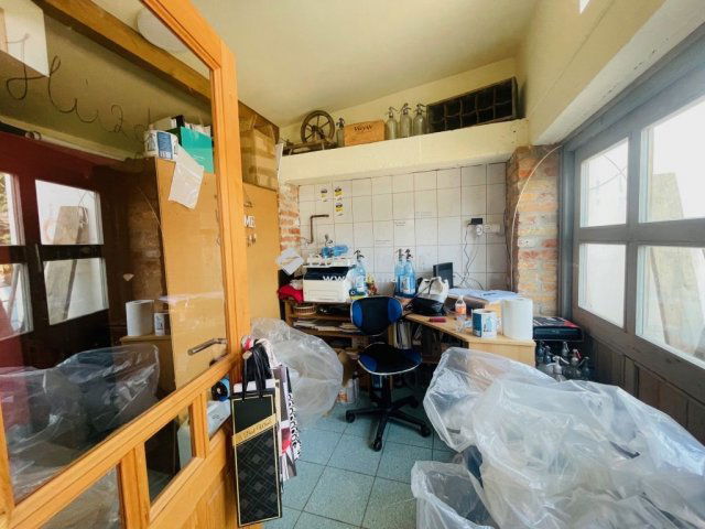 Eladó családi ház, Kartalon 289.9 M Ft, 4 szobás