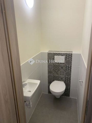 Eladó téglalakás, Budapesten, XIII. kerületben 110.825 M Ft