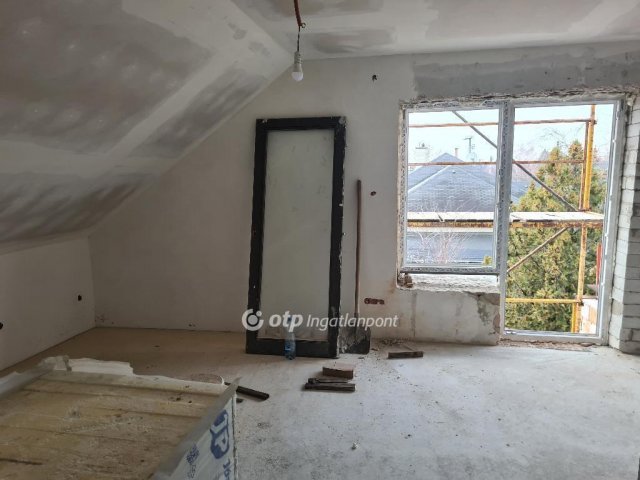 Eladó ikerház, Gyálon 139.9 M Ft, 4 szobás