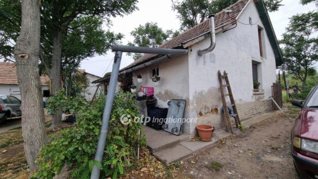 Eladó mezogazdasagi ingatlan, Kőröstetétlenen 9.5 M Ft, 2 szobás