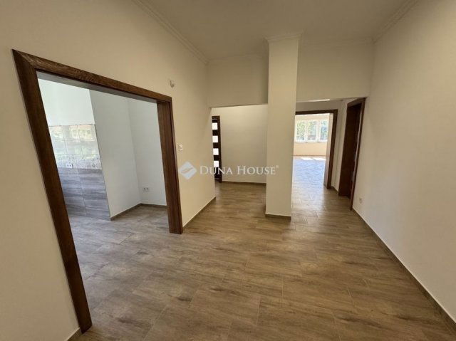 Eladó családi ház, Budapesten, XXI. kerületben 94.9 M Ft