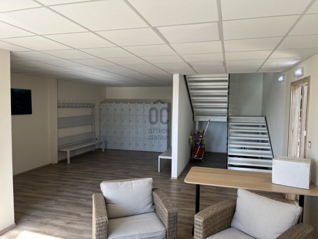 Eladó üzlethelyiség, Nagytarcsán 1300 M Ft