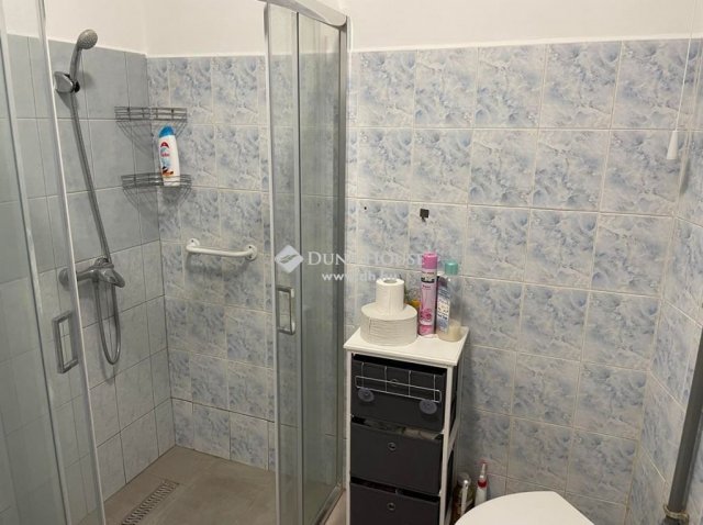 Eladó családi ház, Hódmezővásárhelyen 97.9 M Ft, 6 szobás