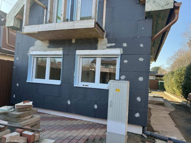 Eladó nyaraló, Balatonkenesén 95 M Ft, 4 szobás